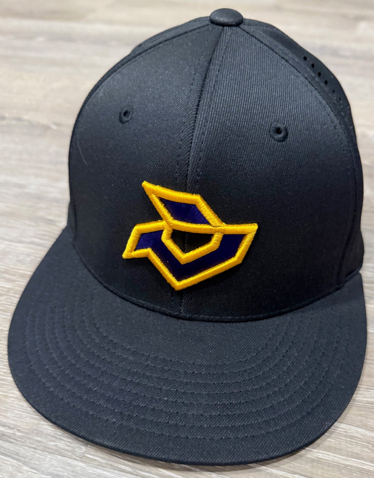 DeMarini Black Performance Flexfit-Purple/Gold Logo